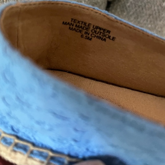 Talbots Izzy Light Blue Eyelet Espadrilles Size 6.5 NWOT - Picture 7 of 9